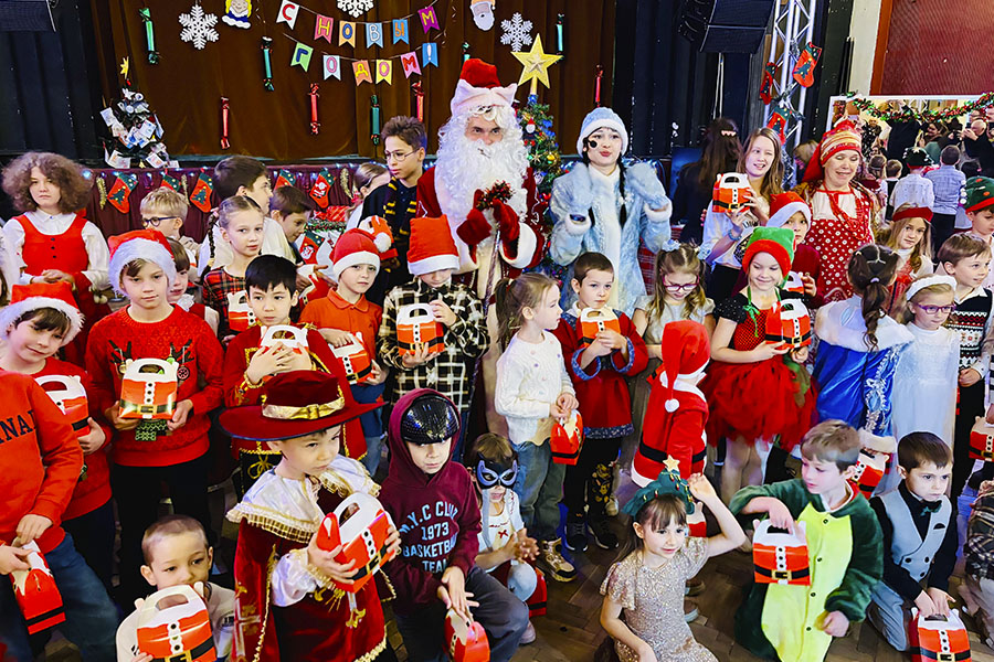 Mikulás és Hóleány